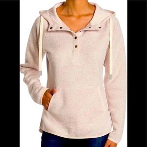 Dillion Pullover Hoodie
THREAD & SUPPLY